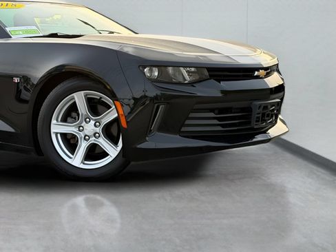 Used 2018 Chevrolet Camaro LS RWD image 3
