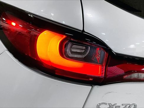 Used 2025 MAZDA CX-70 Plug-In Hybrid w/ Premium Plus image 31
