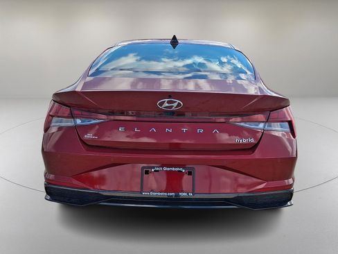 Certified 2023 Hyundai Elantra Limited image 9