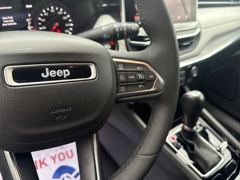 Certified 2023 Jeep Compass Limited w/ Elite Group AWD/4WD image 18