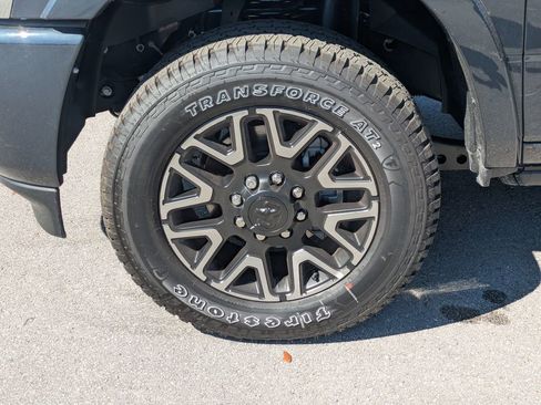 New 2026 RAM 2500 Limited AWD/4WD image 11