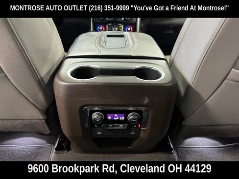 Used 2022 Chevrolet Tahoe Z71 w/ Z71 Off-Road Package AWD/4WD image 35