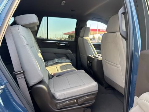 Used 2026 Chevrolet Tahoe LS RWD image 12