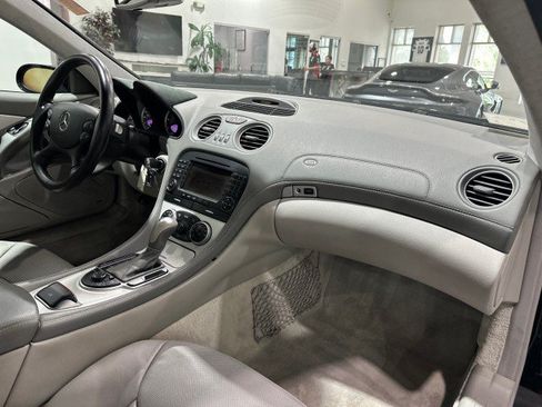 Used 2005 Mercedes-Benz SL 55 AMG image 73