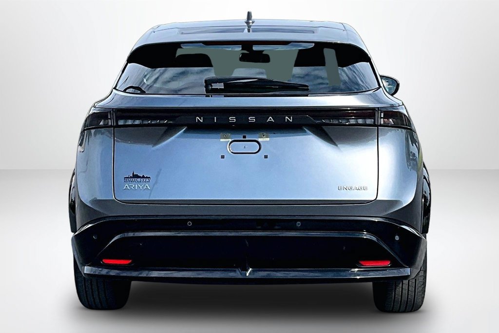 Used 2023 Nissan Ariya FWD image 7