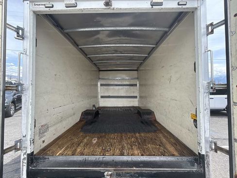 Used 2013 Chevrolet Express 3500 w/ Chrome Appearance Package RWD image 16