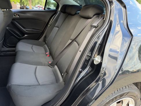 Used 2015 MAZDA MAZDA3 i Sport image 14