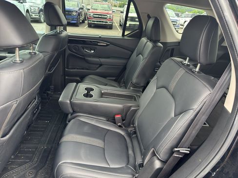 Used 2023 Honda Pilot EX-L image 9
