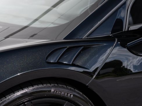 Used 2023 McLaren Artura RWD image 31