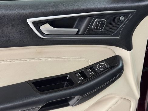 Used 2019 Ford Edge Titanium w/ Equipment Group 301A image 28