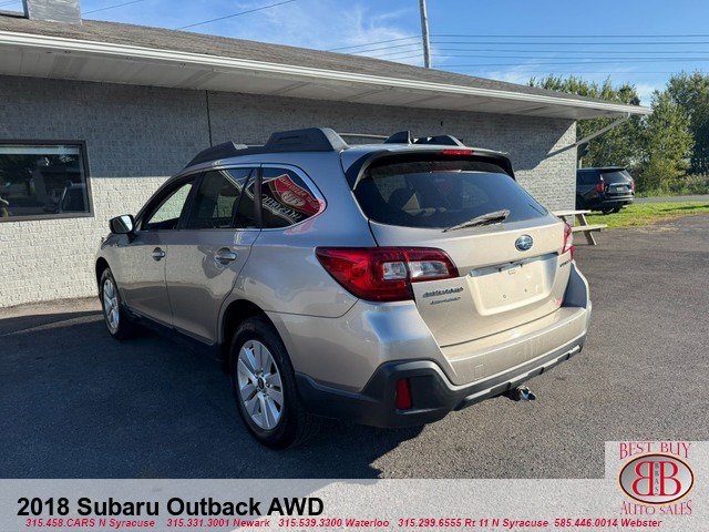 Used 2018 Subaru Outback 2.5i Premium AWD/4WD image 5