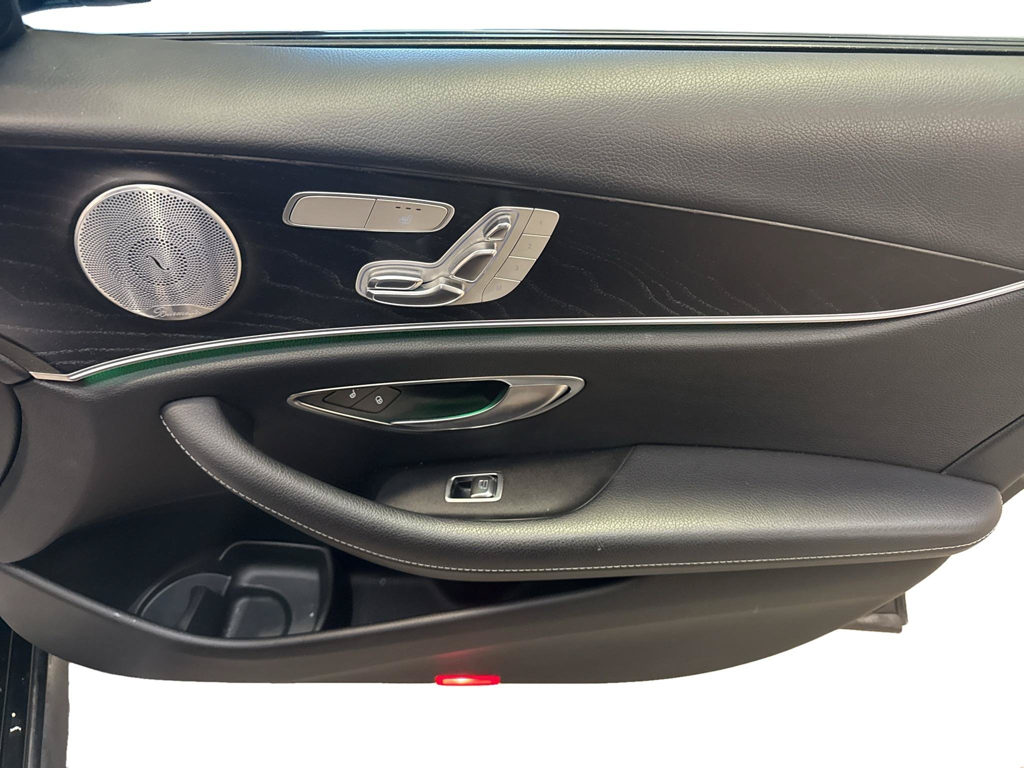 Used 2018 Mercedes-Benz E 300 4MATIC image 16