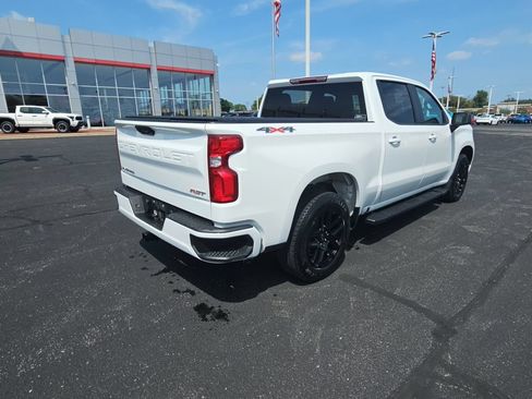 Used 2022 Chevrolet Silverado 1500 RST AWD/4WD image 3