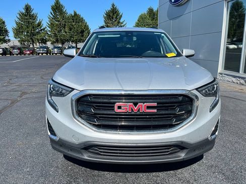 Used 2020 GMC Terrain SLE w/ Driver Convenience Package FWD image 9