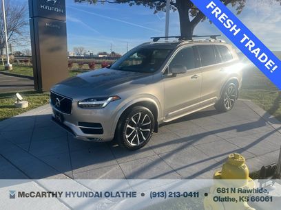 Used 2016 Volvo XC90 T6 Momentum