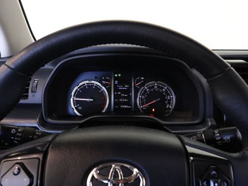 Used 2022 Toyota 4Runner TRD Pro AWD/4WD image 29