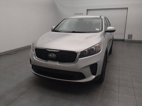 Used 2020 Kia Sorento LX FWD image 15