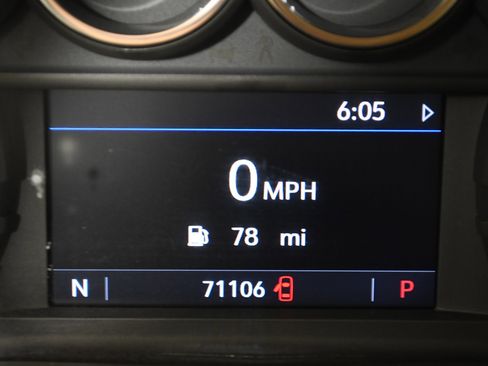 Used 2019 Chevrolet Silverado 1500 LT w/ All-Star Edition image 14