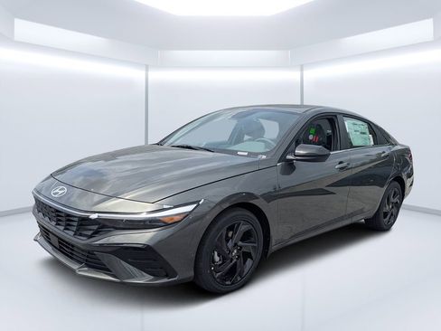New 2026 Hyundai Elantra SEL Sport Premium FWD image 7
