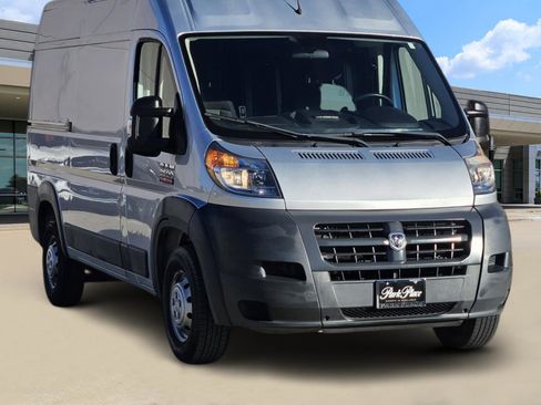 Used 2017 RAM ProMaster 2500 image 2