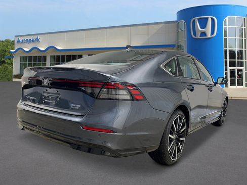 New 2026 Honda Accord Touring image 5