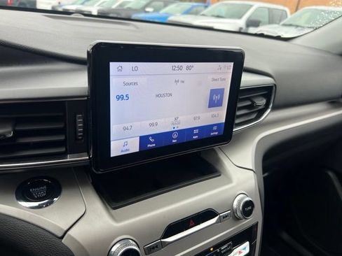 Certified 2023 Ford Explorer XLT w/ Equipment Group 202A AWD/4WD image 13
