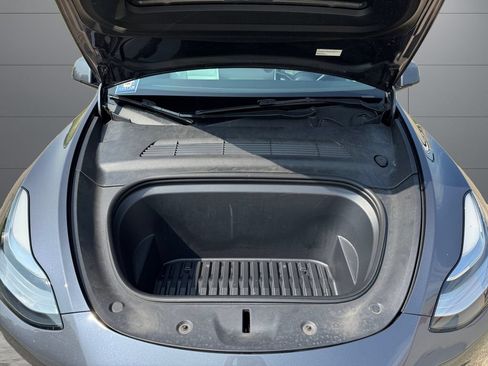 Used 2023 Tesla Model Y Long Range AWD/4WD image 20