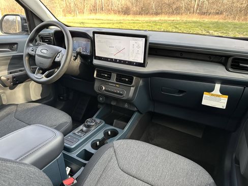 New 2025 Ford Maverick XLT w/ Black Appearance Package image 35