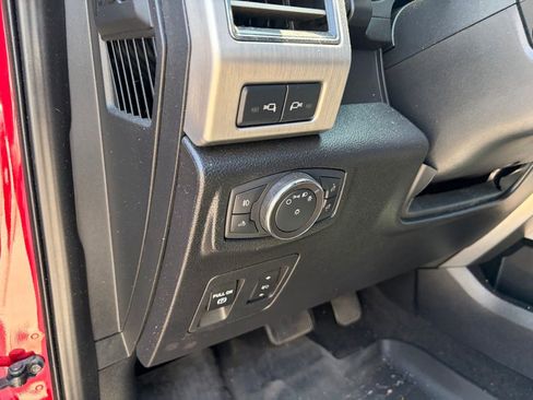 Used 2019 Ford F150 Platinum w/ Equipment Group 701A Luxury AWD/4WD image 7