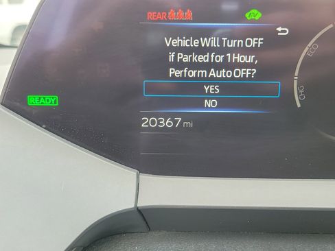 Used 2025 Toyota Prius LE image 25