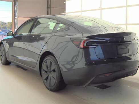 Used 2025 Tesla Model 3 RWD image 7