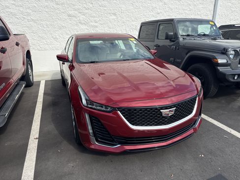 Used 2020 Cadillac CT5 Luxury w/ Cold Weather Package RWD image 3