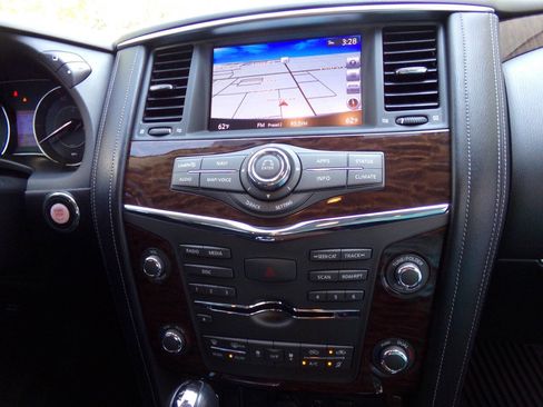 Used 2018 Nissan Armada Platinum w/ Captain Seat Package image 18