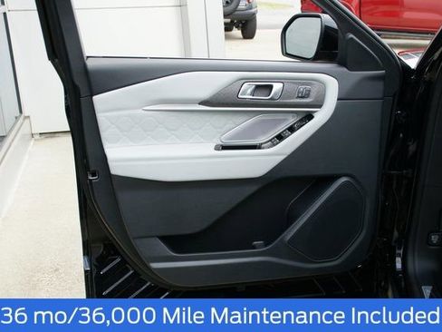 New 2026 Ford Explorer Platinum w/ LUX Leather Package AWD/4WD image 16