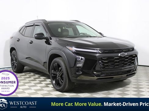 Used 2026 Chevrolet Trax ACTIV FWD image 1