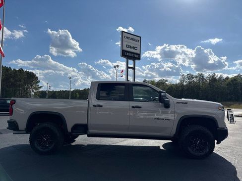 New 2026 Chevrolet Silverado 2500 ZR2 w/ LPO, Dark Essentials Package AWD/4WD image 2