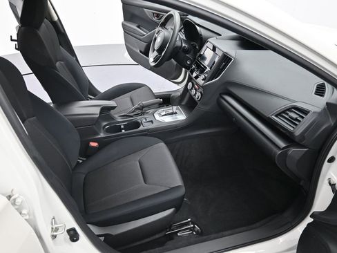 Used 2023 Subaru Crosstrek 2.0i image 30