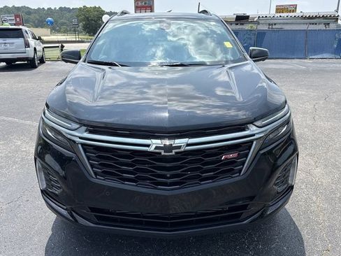Used 2024 Chevrolet Equinox RS FWD image 2