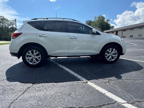 Used 2014 Nissan Murano SV image 2