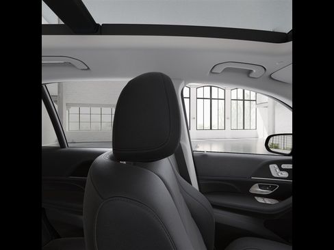 Certified 2026 Mercedes-Benz GLE 450 4MATIC image 43