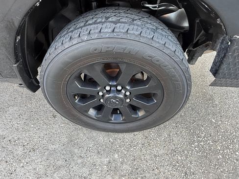 Used 2019 RAM 2500 Big Horn RWD image 14