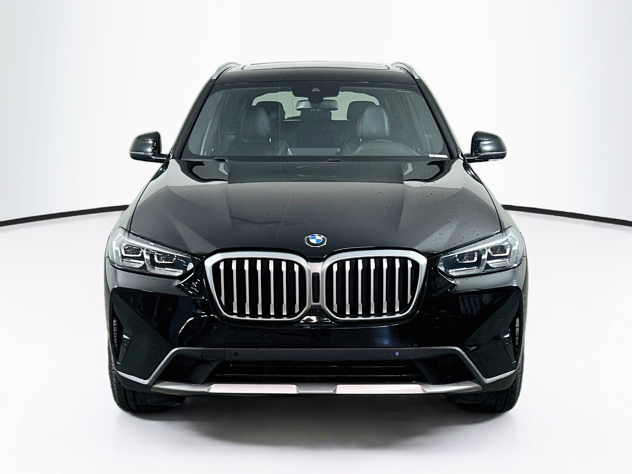 Used 2023 BMW X3 sDrive30i RWD image 2