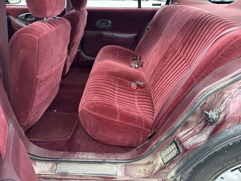 Used 1998 Chevrolet Lumina FWD image 14