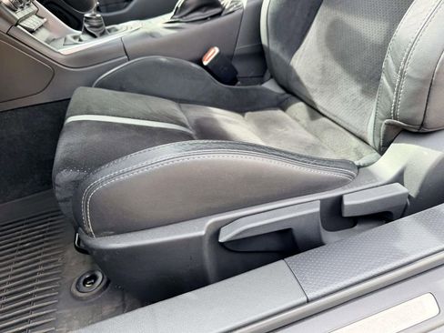 Used 2023 Toyota GR86 Premium w/ ALL Weather Mat Package (TMS) image 19