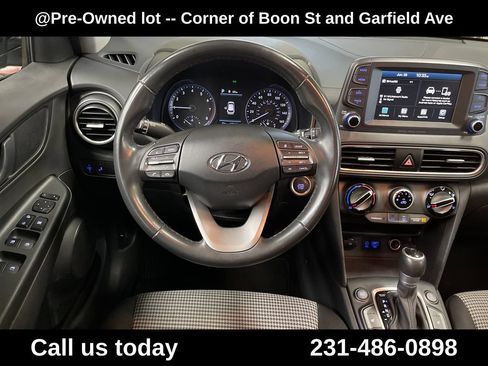 Used 2021 Hyundai Kona SEL AWD/4WD image 17