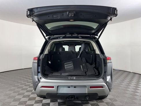 Used 2023 Nissan Pathfinder SL w/ SL Premium Package AWD/4WD image 49