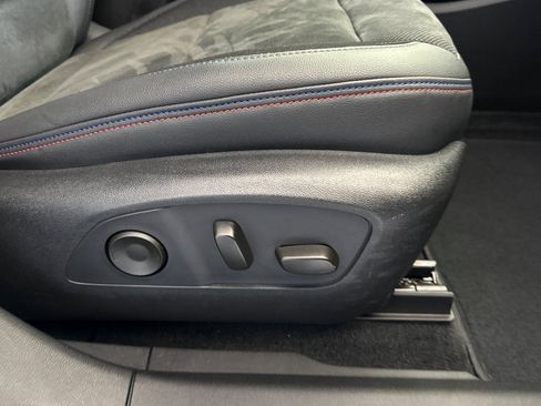 Used 2024 Chevrolet Blazer EV RS AWD/4WD image 23