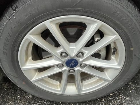 Used 2018 Ford Fiesta SE image 11