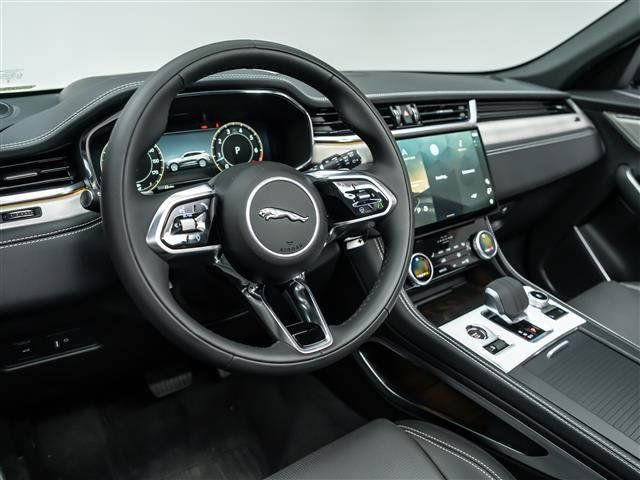 New 2026 Jaguar F-PACE R-Dynamic S AWD/4WD image 16
