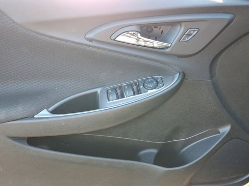 Used 2024 Chevrolet Malibu LT image 23